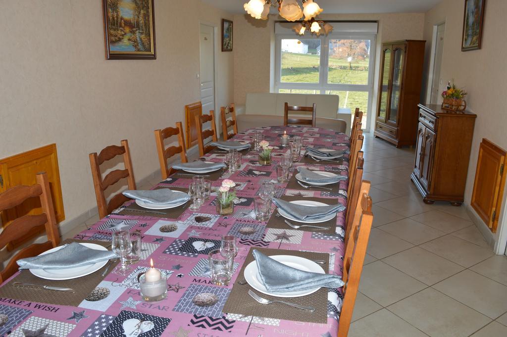 Chambres Et Table D'Hotes La Trottelee Bellefontaine  Exterior photo